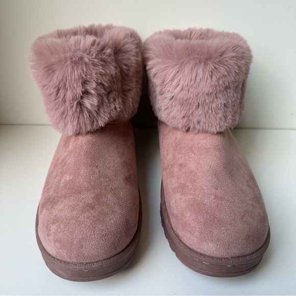 SO COATIMUNDI Women’s Winter Boots Mauve Faux Fur Cozy Slip On Size 7 - Picture 2 of 11